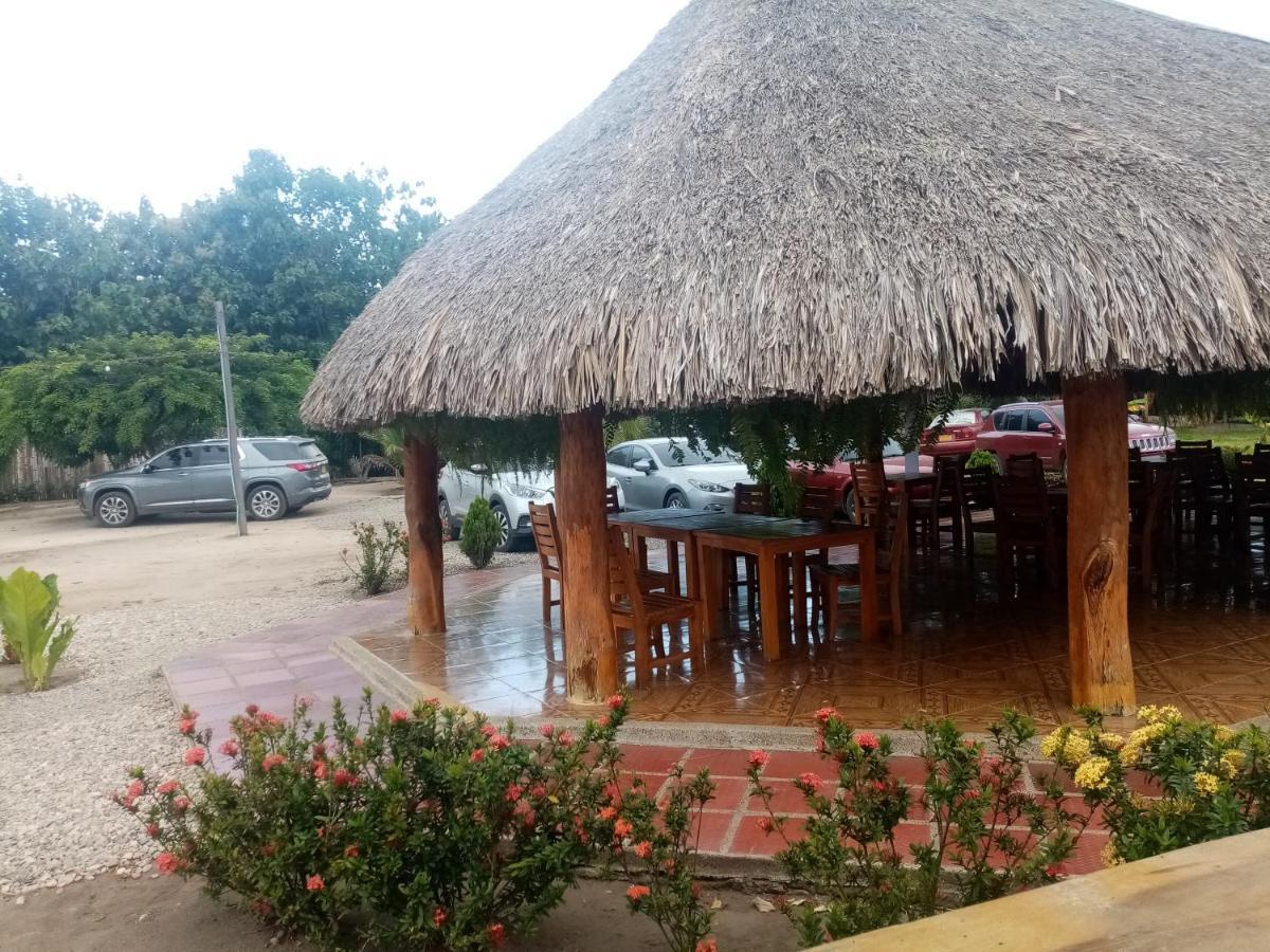 Hostal La Finquita 帕洛米诺 外观 照片